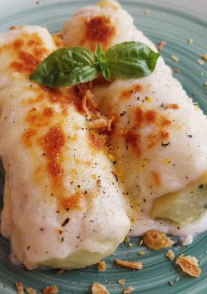 Una foto de Canelón de brandada de bacalao al pesto