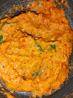 தக்காளி சட்னி(tomato chutney recipe in tamil) செய்முறை முக்கிய புகைப்படம்