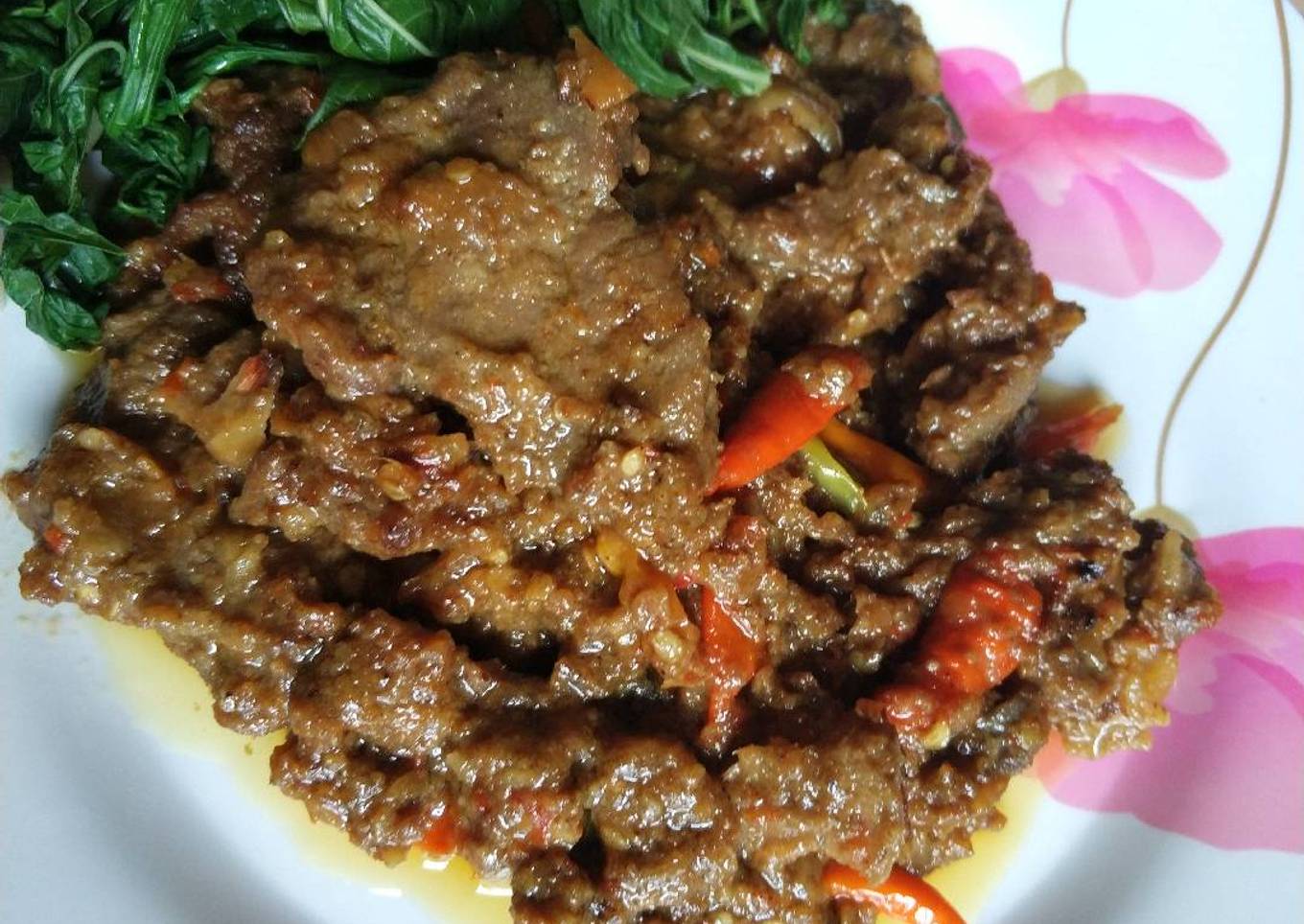Rendang daging sapi