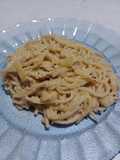 Fideos con salsa Alfredo sencilla