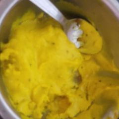 A picture of Kadhi.