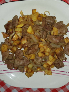Una foto de Hígado encebollado