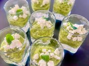 Une photo de menthe courgette