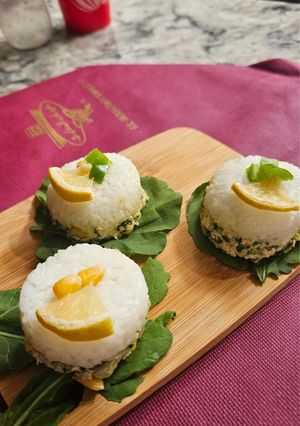 صورة لوصفة طبق الأرز بالتونة والخضار