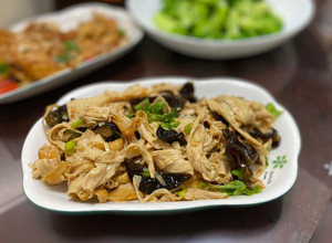 涼拌豆皮木耳 的食譜成品照片