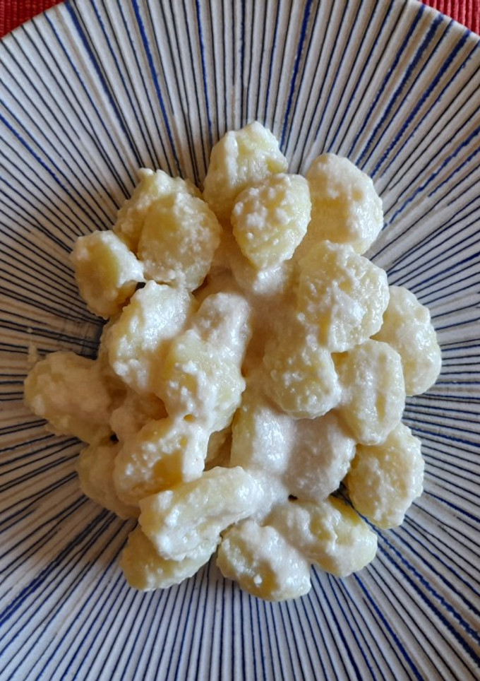 Una foto de Gnocchi de patata con salsa de queso