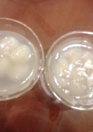 Hình của món Chè hạt sen long nhãn.