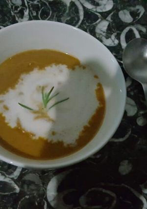 A picture of Creamy butternut soup.