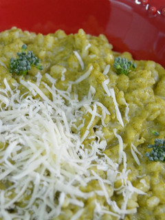 Una foto de Risotto de bimi y queso parmesano