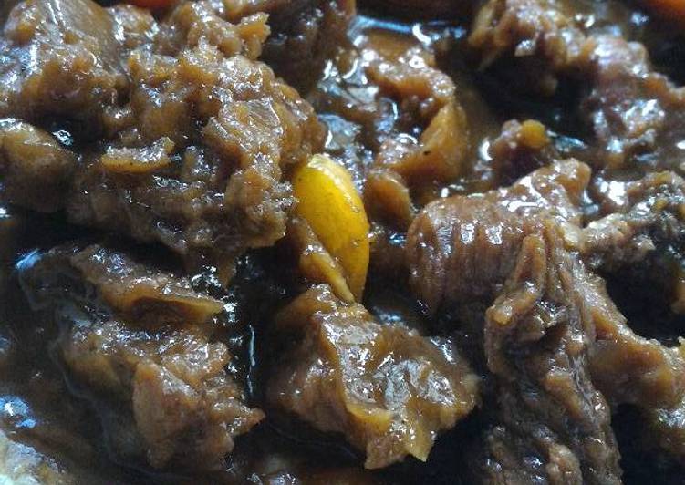Resep Daging Sapi Oseng Lada Hitam oleh ndahcahya - Cookpad