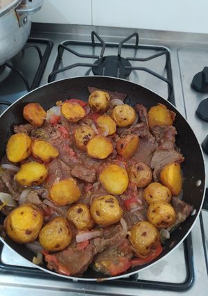 Una foto de Carne 🥩 sofri-sudada (sofritas pero sudada)🤭😁