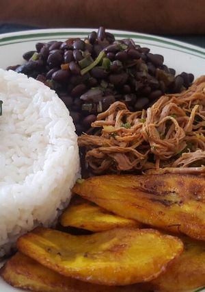Una foto de Pabellon Venezolano