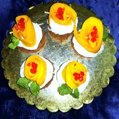 A picture of Mango rose floating sandwich.