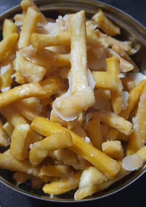 शक्करपारे (Shakarpare recipe in Hindi) रेसिपी मुख्य फोटो
