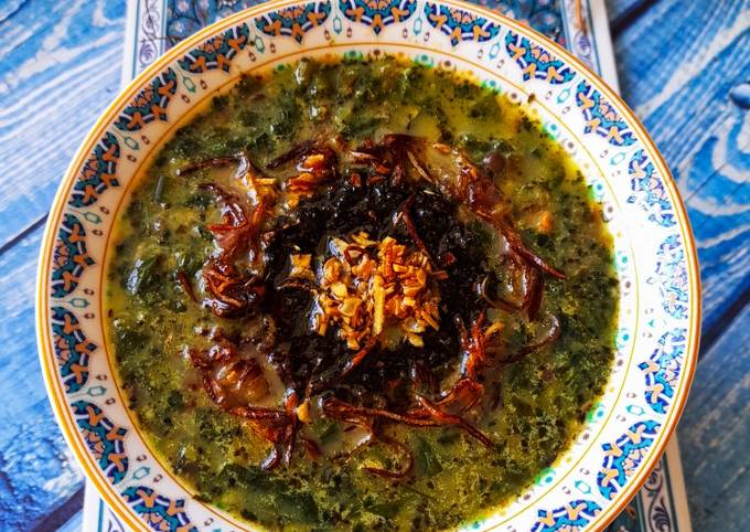 Resep Ash Reshteh (Persian Noodles and Herbs Soup) oleh Noof's Kitchen -  Cookpad