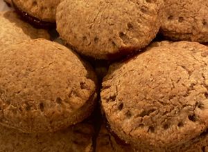 Una foto de Galletas integrales rellenas de Nutella