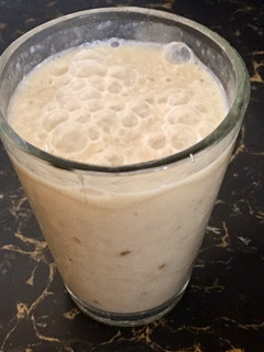 A picture of Banana Date shake.
