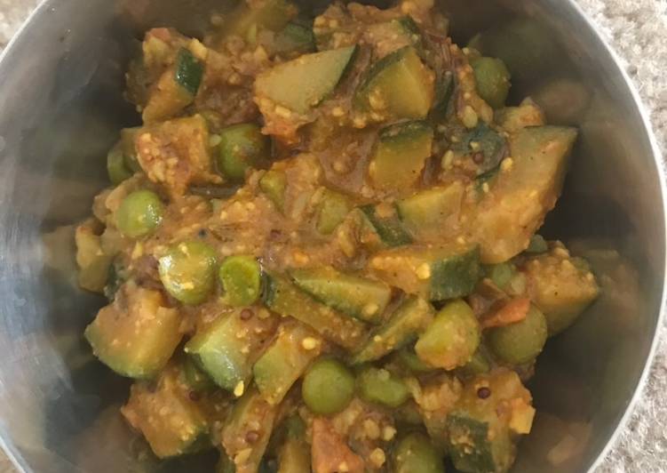 7 Easy Ways To Make Zucchini curry