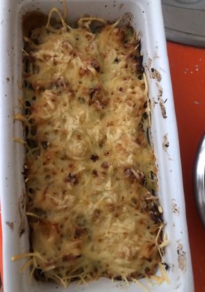 Una foto de Calabacín Relleno de Bonito y Gambas