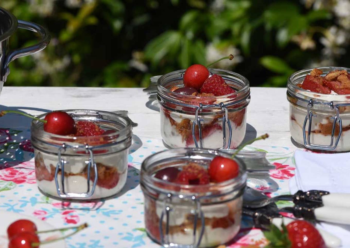 Fruity Picnic Pots