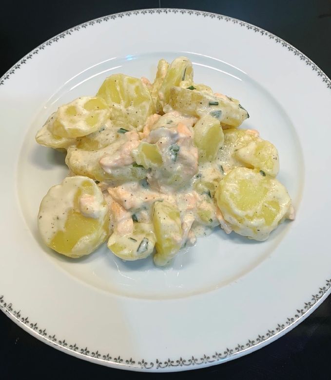 Une photo de Saumon et pommes de terre à la crème au cookeo