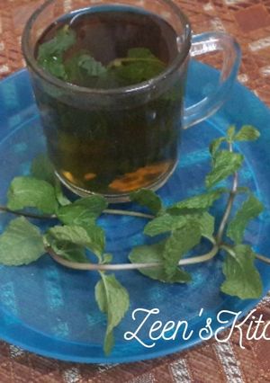 A picture of Lemon and Mint Tea.