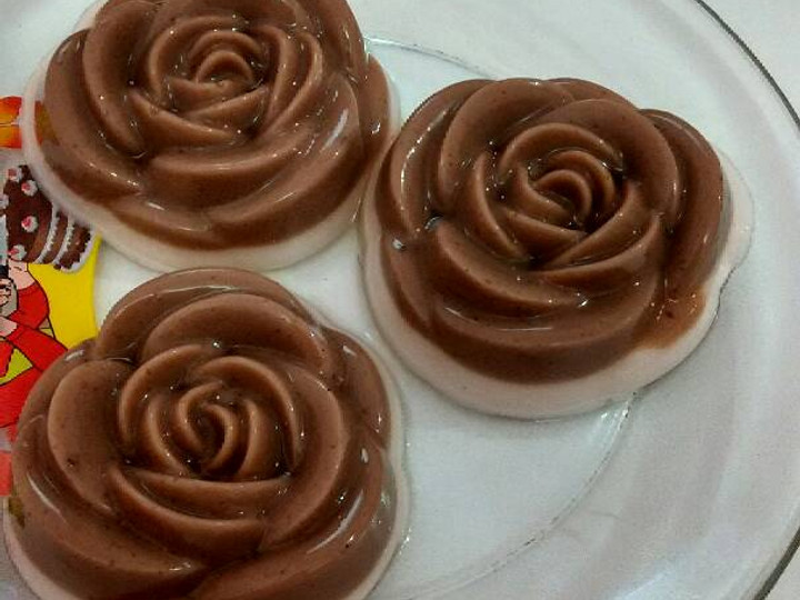 Bagaimana Menyiapkan Puding sutra coklat strawberry, Bikin Ngiler