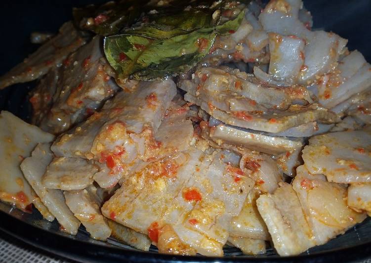 Bumbu meracik Tumis kulit singkong yang Menggugah Selera