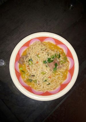 A picture of Indomie beef pepper soup.
