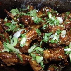 #ChickenContest Chicken Wings A picture of #ChickenContest Chicken Wings.