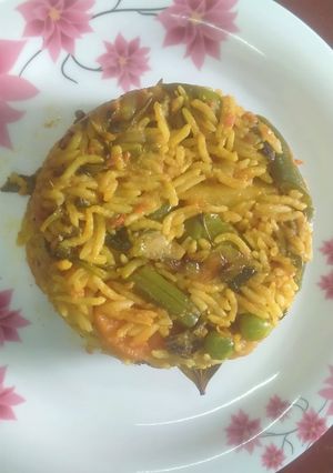 A picture of Vegetable Biryani.