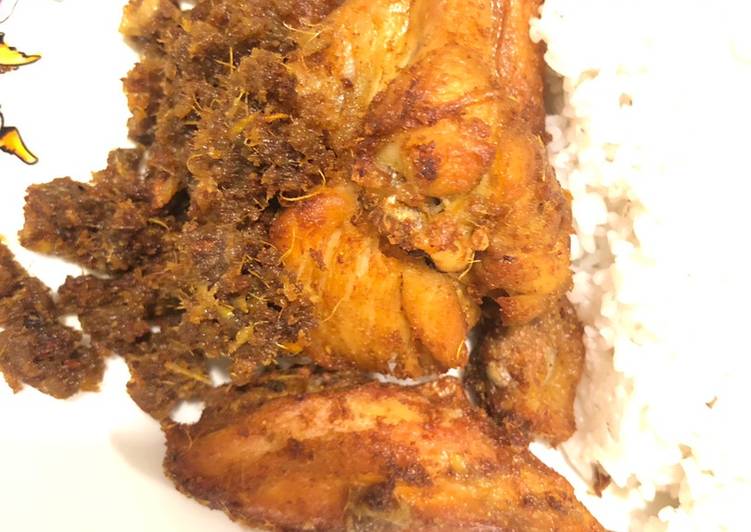 DICOBA! Resep Ayam goreng kuning + sambal bawang masakan rumahan simple