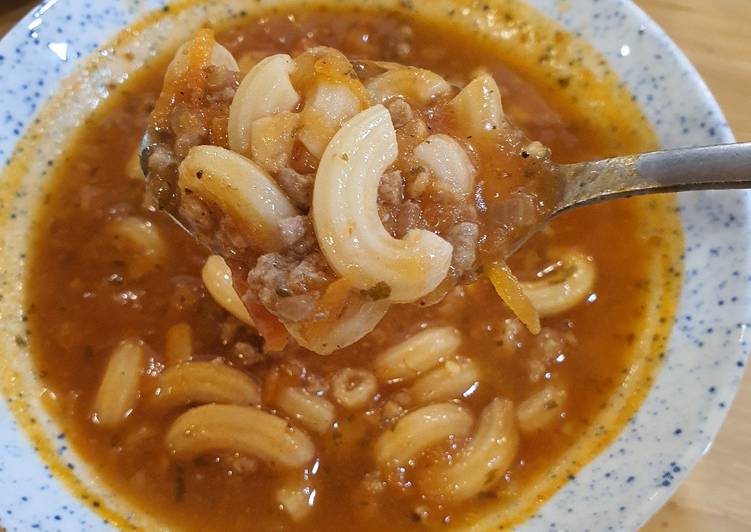 Bolognaise macaroni Soup
