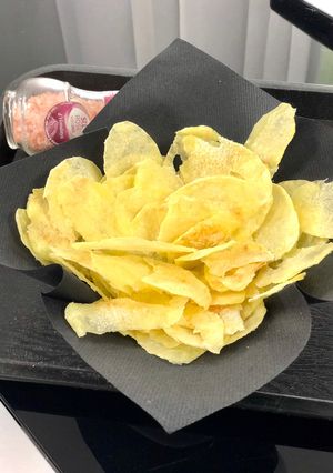 Une photo de Chips sans huile au microonde