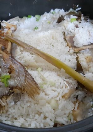 Foto resep Nasi liwet ikan jambal sederhana