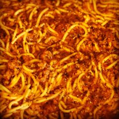 A picture of Tomato Basil Sausage Pasta.