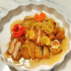 A picture of Lemon Chicken.