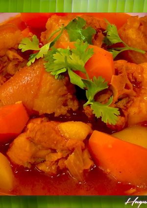 Hình của món Đuôi Heo Hầm Kiểu Bò Kho.