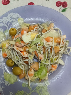 Una foto de Ensalada Marinera