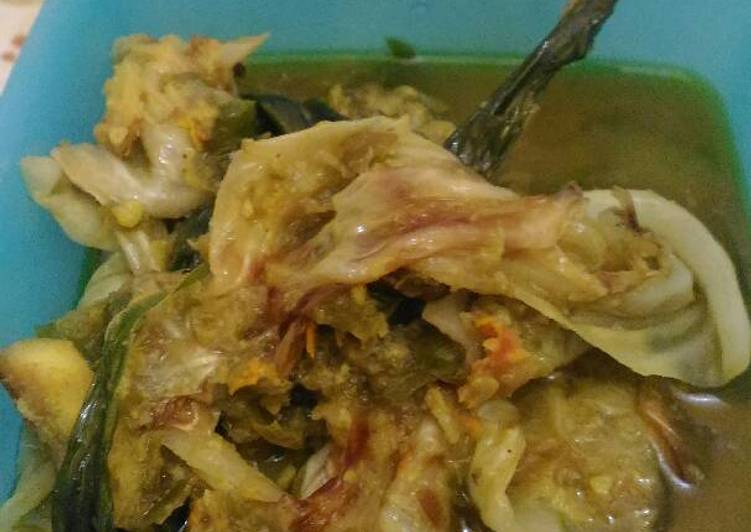 Sayur kol bumbu rica. Ala Mae 😊