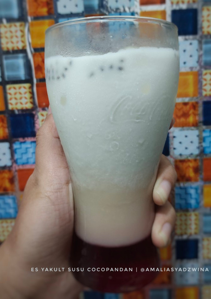 Foto resep Es Yakult Susu Cocopandan