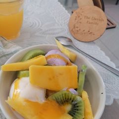 A picture of Easy Summer Dessert.