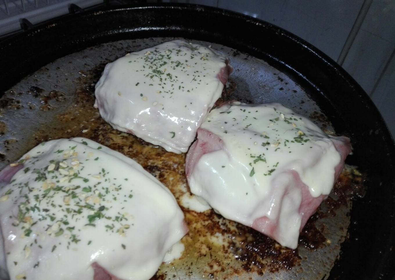Hamburguesas gigantes caseras gratinadas!!