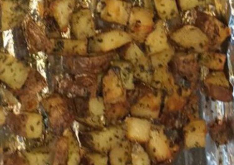 Simple Way to Prepare Speedy Roasted Parsley Potatoes