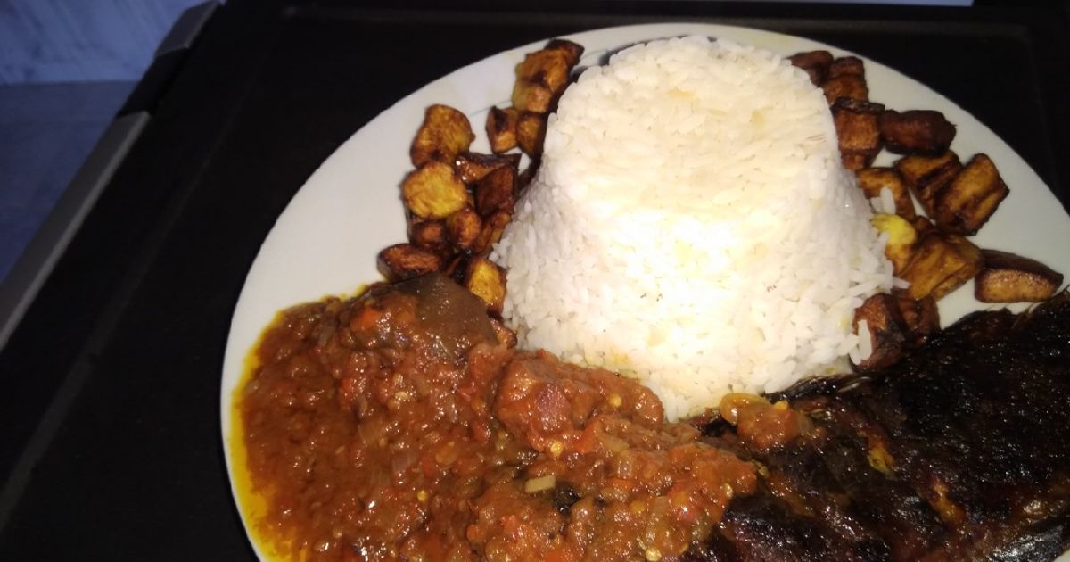 Rice And Stew Recipe by Abjm belle affairs - Cookpad