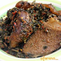 A picture of Efo riro.