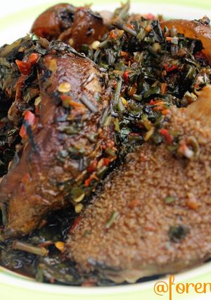 A picture of Efo riro.