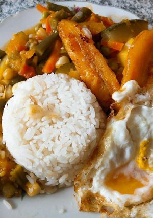 Una foto de Guiso de verduras a lo pobre