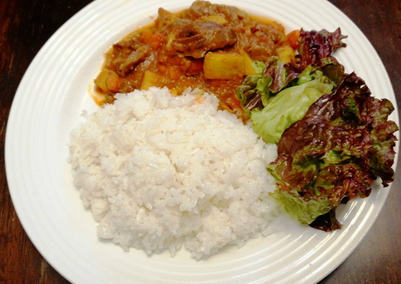 Carne de Res Guisada con Papas