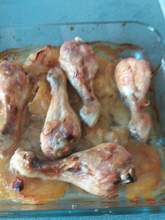 Una foto de Muslos de pollo a la cerveza